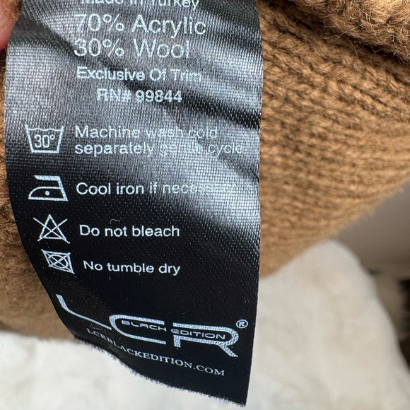 LCR black Edition premium Knit Sweater. Size large. Zipper front. Hood. Unique - Picture 5 of 16